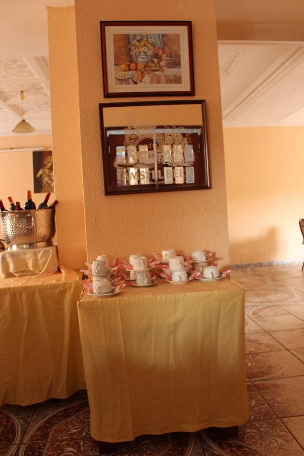 Meumi Palace Yaoundé Eksteriør bilde