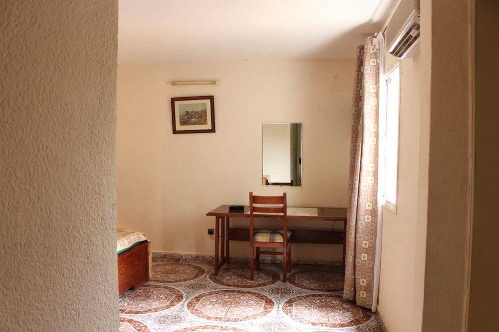 Meumi Palace Yaoundé Eksteriør bilde